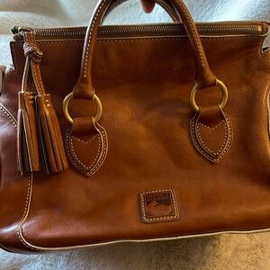 Large Dooney&Bourke Florentine EUC